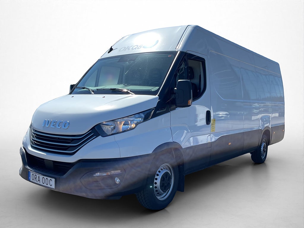 Iveco Daily L4H2 2.3JTD FLYTTBIL Värmare 3-Sits Moms