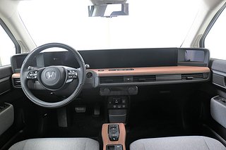 Halvkombi Honda E 11 av 22
