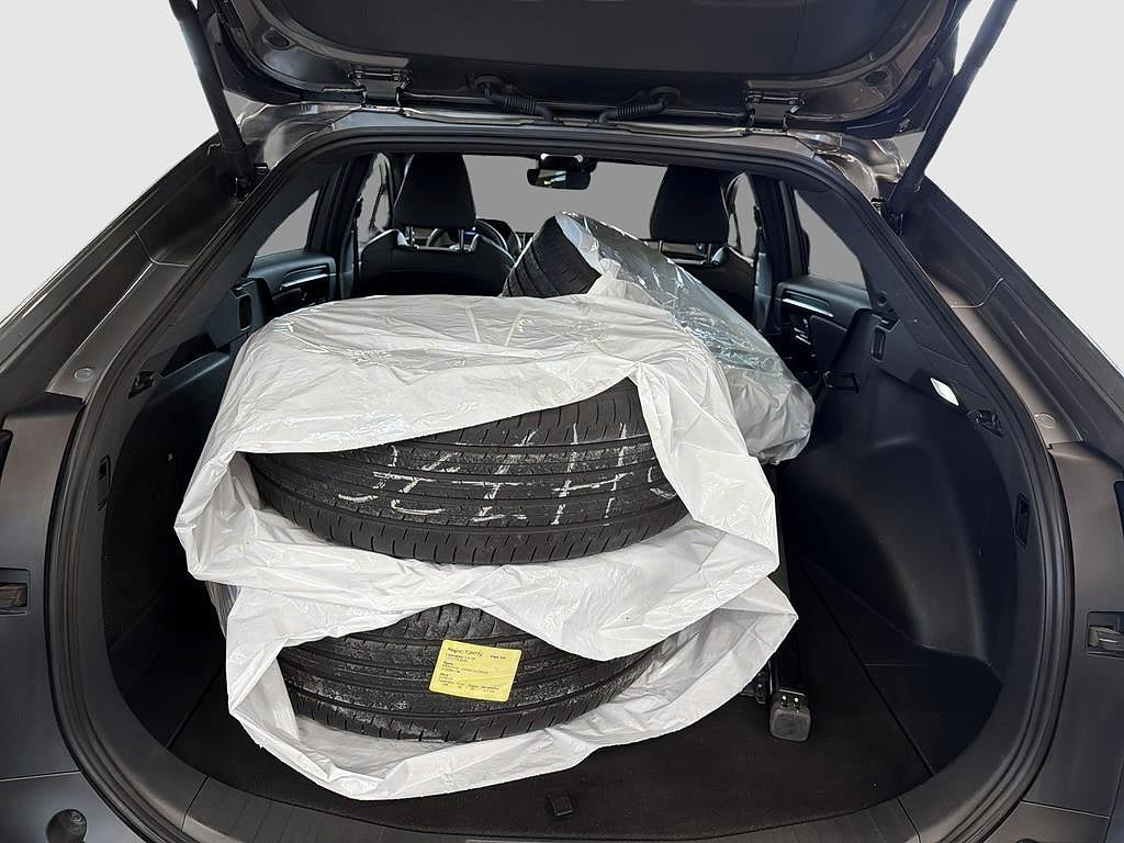 Toyota bZ4X 2022 - miniatyr 10