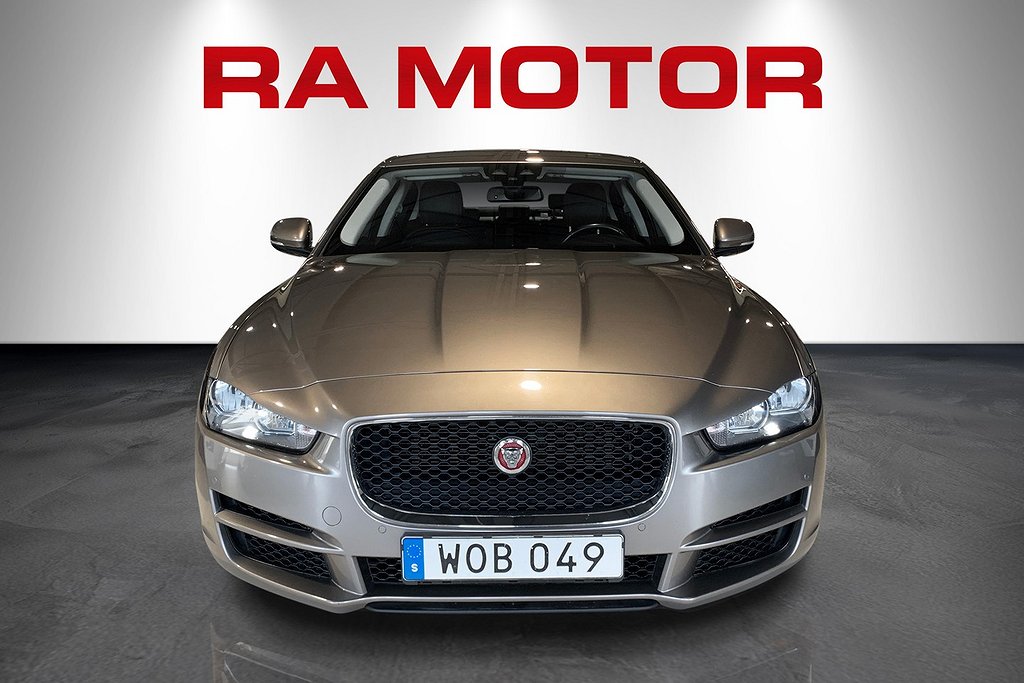 Jaguar XE 20d| PRESTIGE | Läder | Kamera | Drag 2017