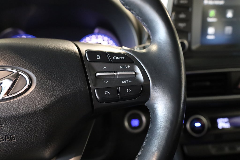 Hyundai Kona 1.6 T-GDI AUT Trend Kamera Blåtand Rattvärme