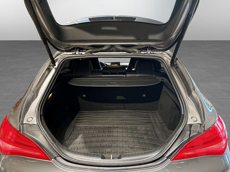 Bild på Mercedes-Benz CLA 220 d Shooting Brake 7G-DCT 177hk Aut B-KAMERA 