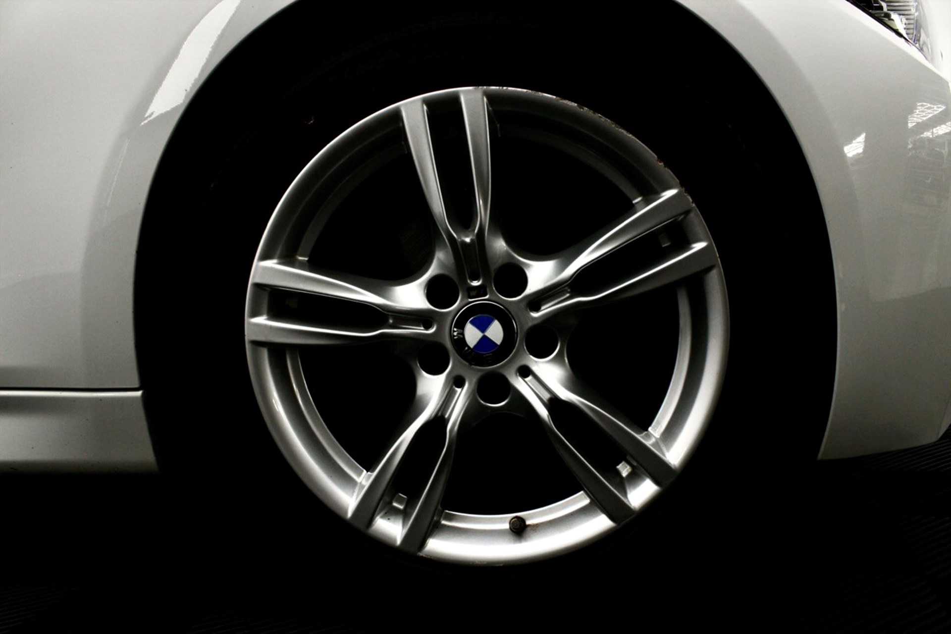 BMW 320 320d Touring M-Sport 2019, bild 7/56