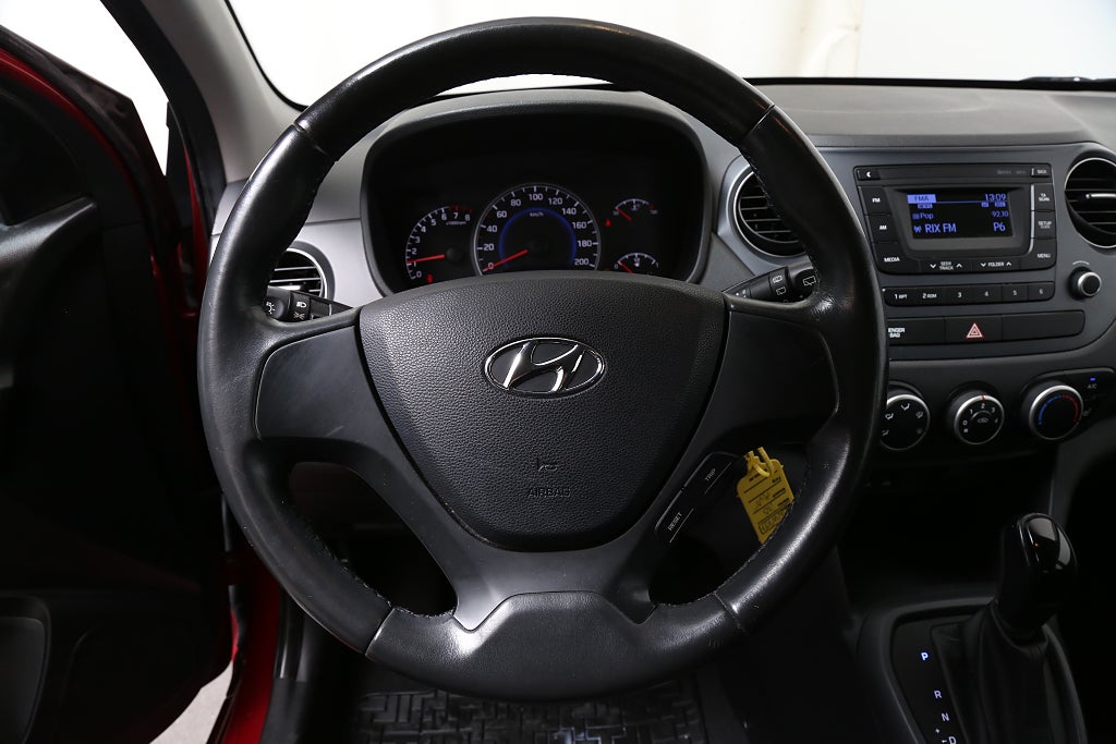 Hyundai i10 1,0 blue 67hk Comfort Automat 5D 2017