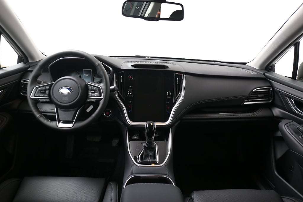 Subaru Outback Limited| 3 fria Service Ingår