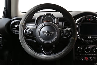 Halvkombi MINI Cooper 16 av 24