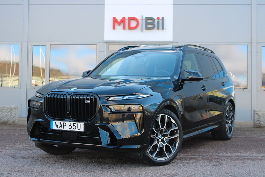 BMW X7 M60i xDrive 530hk Se Spec! MOMS