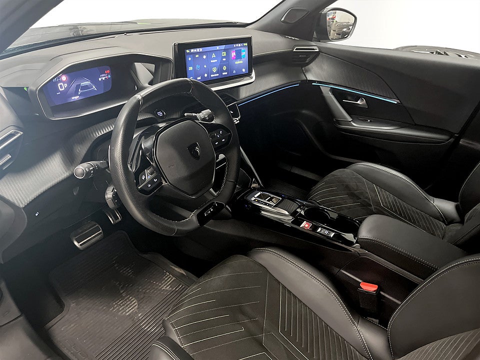 Bild på Peugeot 2008 GT 1.2 PT Aut B-KAMERA CARPLAY 130hk
