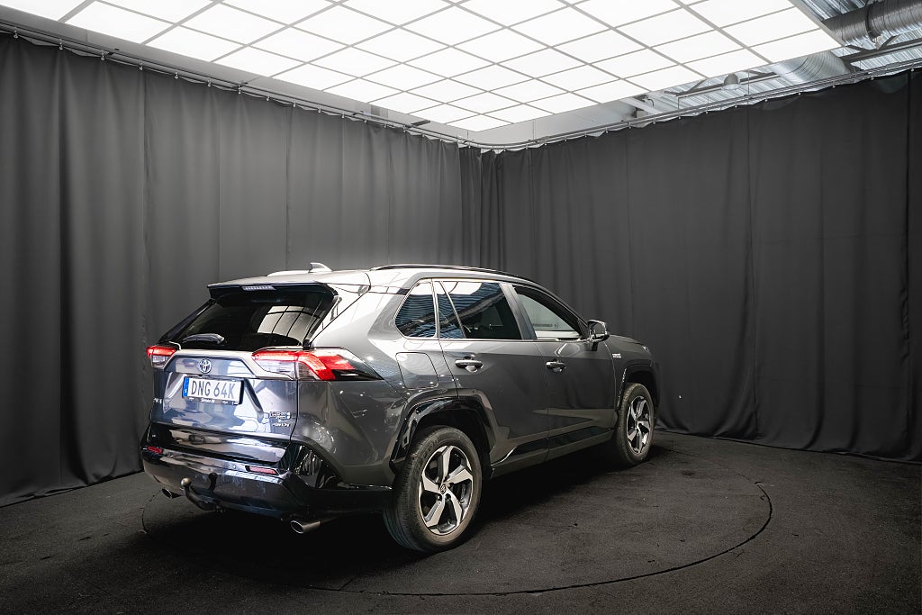 Toyota RAV4 Plug-in Hybrid AWD X-Edition DRAG JBL KAMERA 1-ÄGARE MOMS