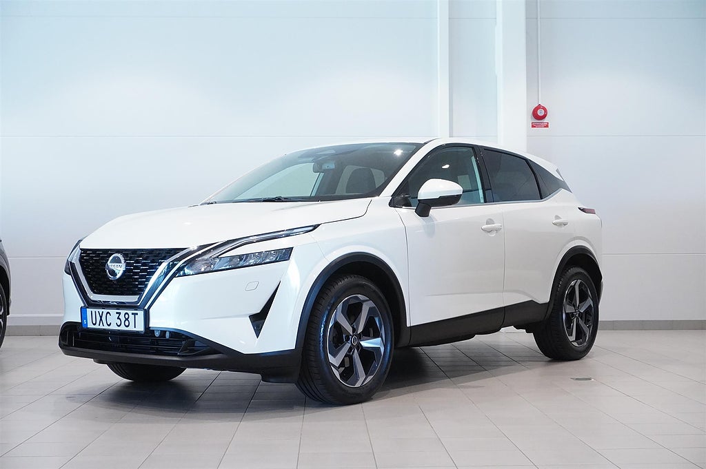 Nissan Qashqai 1.3 DIG-T N-Connecta Navi 360 Kamera | Ränta 3,95%