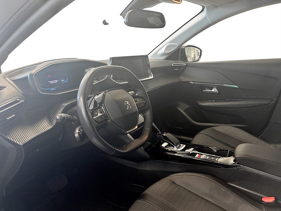 Bild på Peugeot e-208 Allure 50 kWh 136hk Aut B-KAMERA FARTHÅLLARE