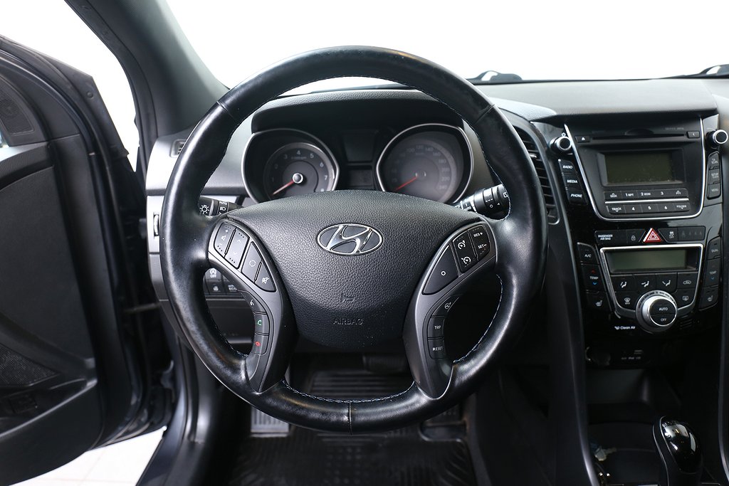 Hyundai i30 1,6 GDI 135hk Go! Edition Kombi Aut Motorv Drag 2017