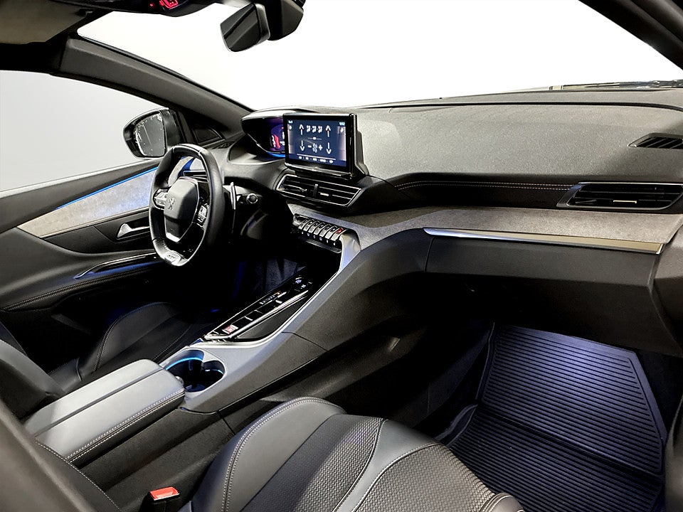 Bild på Peugeot 3008 GT 1.2 PT 130hk Aut B-KAMERA CARPLAY NAVI
