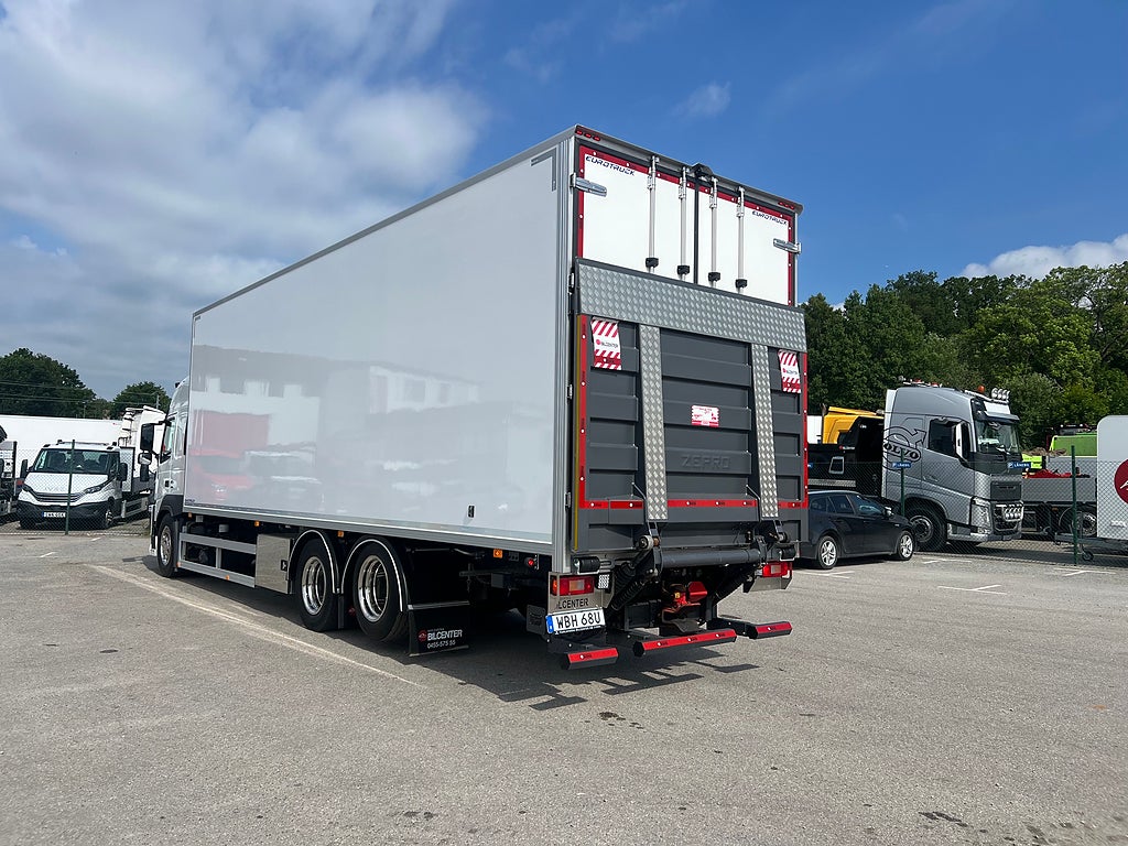Volvo FM13 410 6x2 Skåpbil, *17 400 Mil*, Euro 6