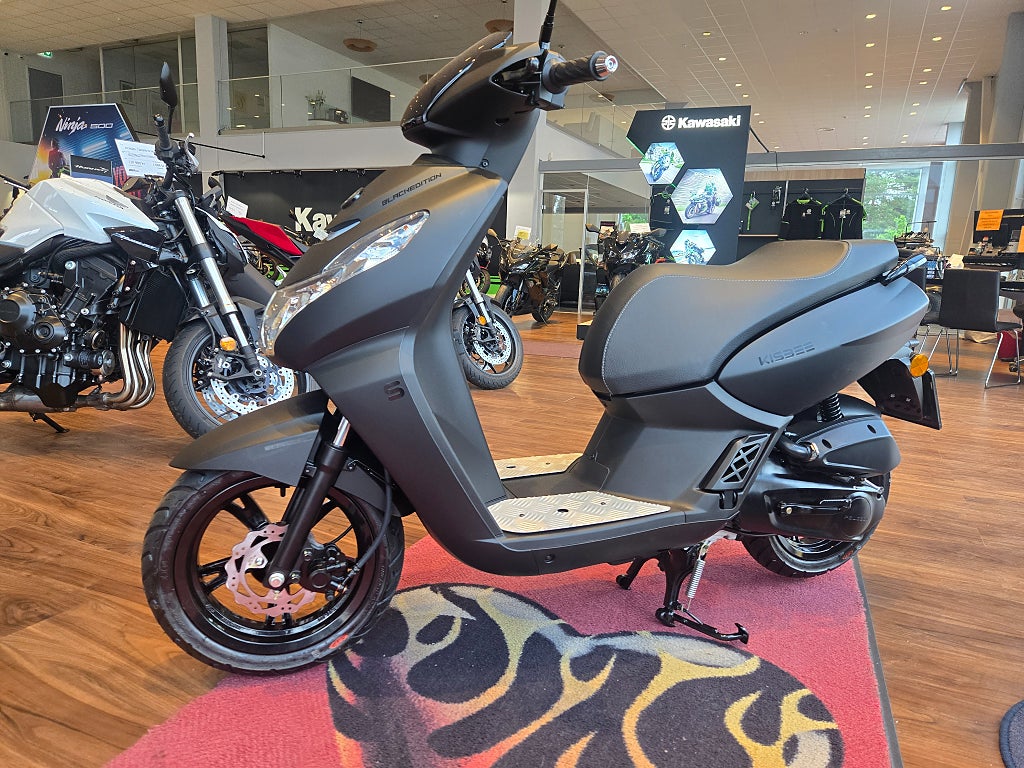 Peugeot KISBEE BLACK EDITION 