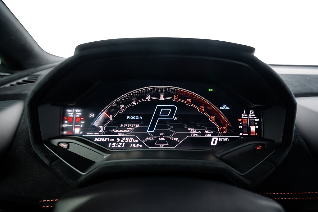 Gallery image 8 of 18