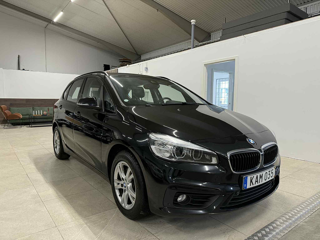 BMW 218 i Active 5953 Mil - 1 ÄGARE Advantage Euro 6