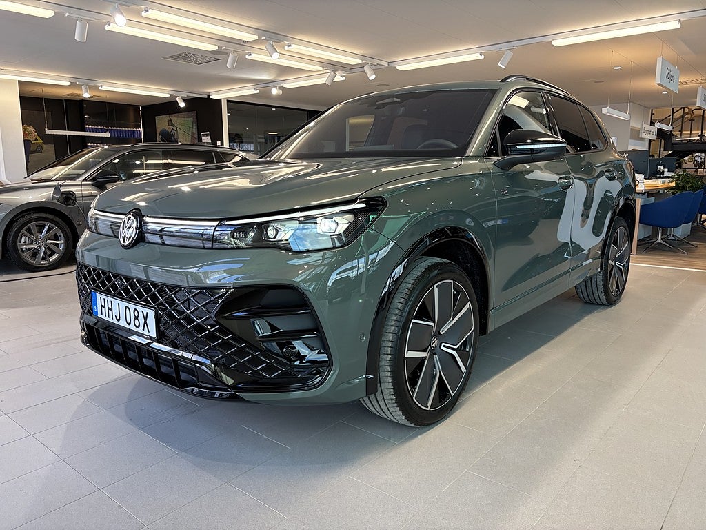 Volkswagen Tiguan Nya 2.0 TDI 4M R-Line **Black Style**