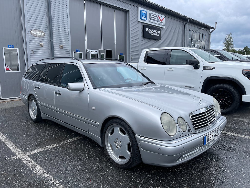 Mercedes-Benz E 55 AMG T Avantgarde  Toppskick E55 