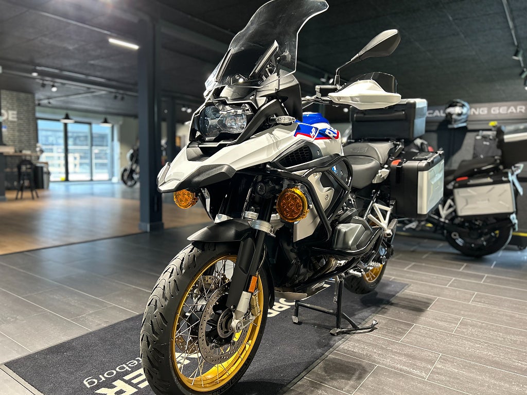 BMW R1250GS / 3,45% ränta! / HP / 3st väskor