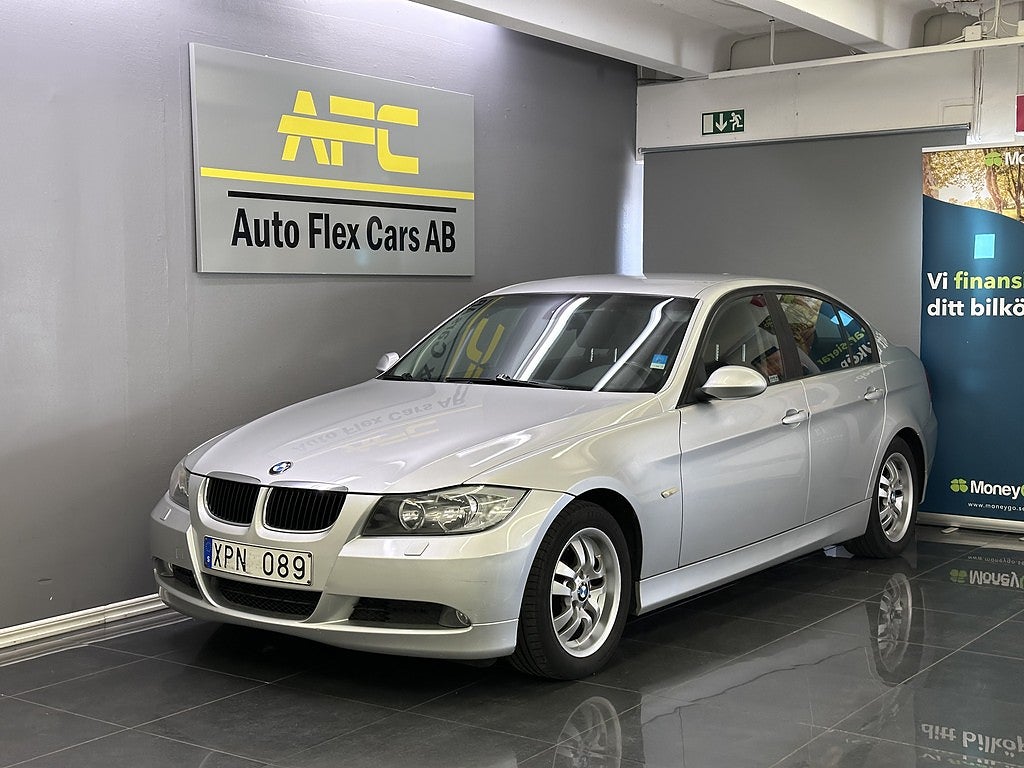 BMW 320I Sedan Advantage, Comfort | DRAG | NY KAMKEDJA | BASLÅDA