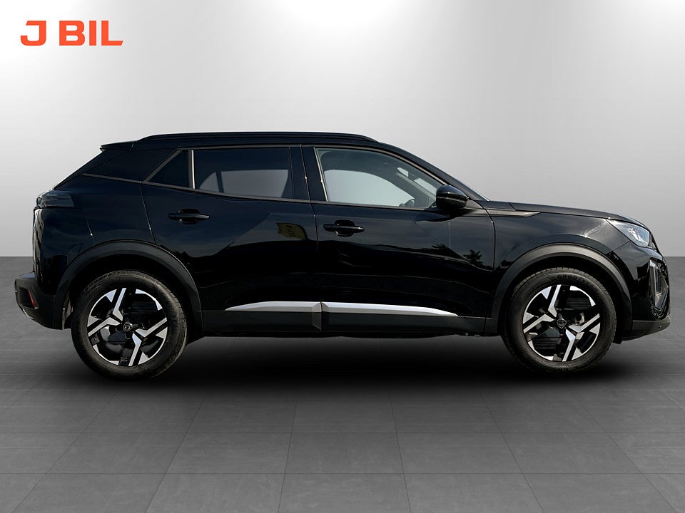 Bild på Peugeot 2008 Allure 1.2 PT 130hk CARPLAY P-SENSORER