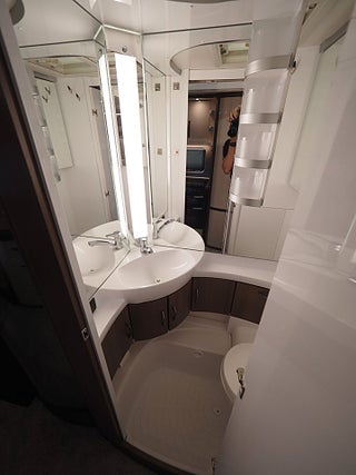 Husvagn, 1-axl Hobby 560 LU Prestige 18 av 21