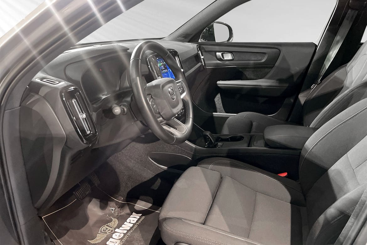 Volvo EX40 2025, bild 7/10