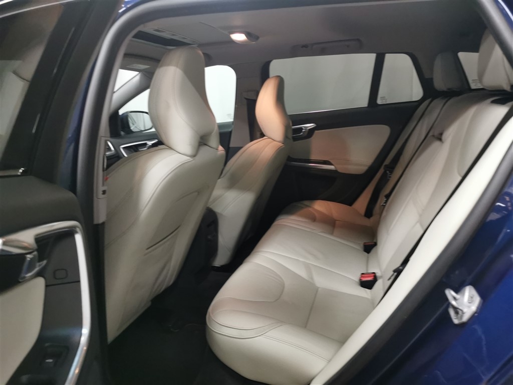 Volvo V60 2015, bild 7/40