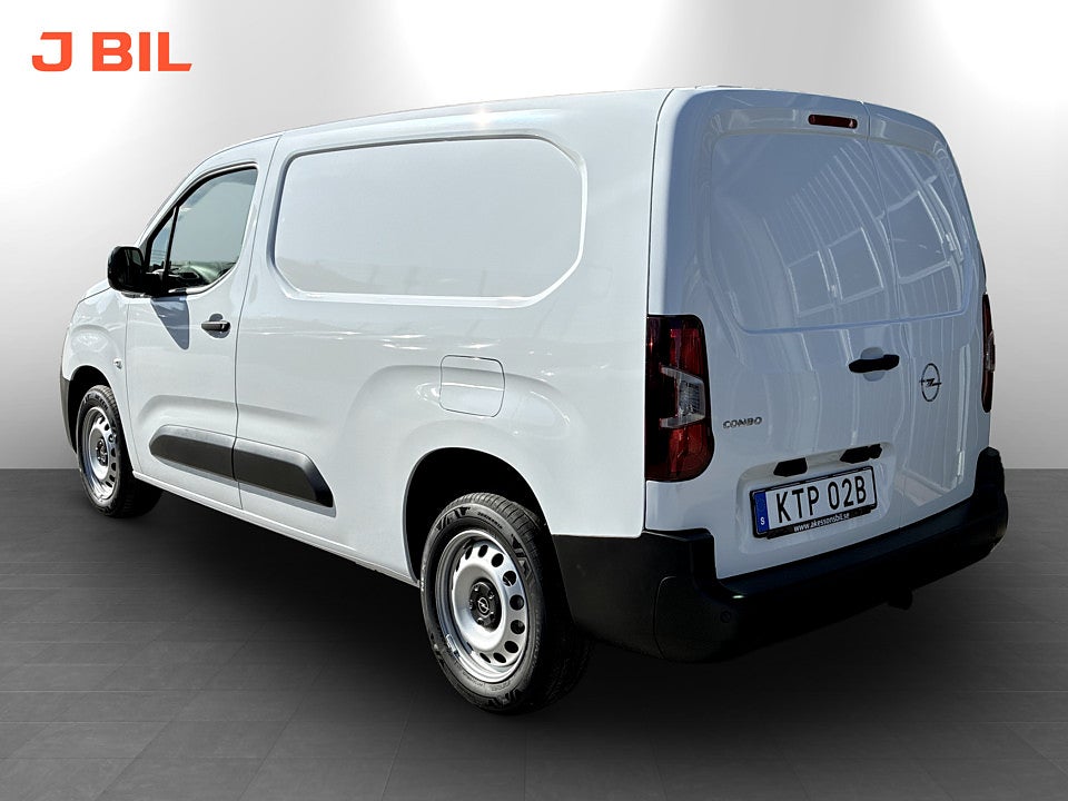 Bild på Opel Combo 130hk Aut L2 - EDITION! VÄRMARE & DRAGKROK INGÅR!