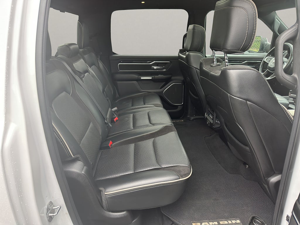 Dodge Ram 1500 Crew Cab LARAMIE 4X4 401 hk - bild 12