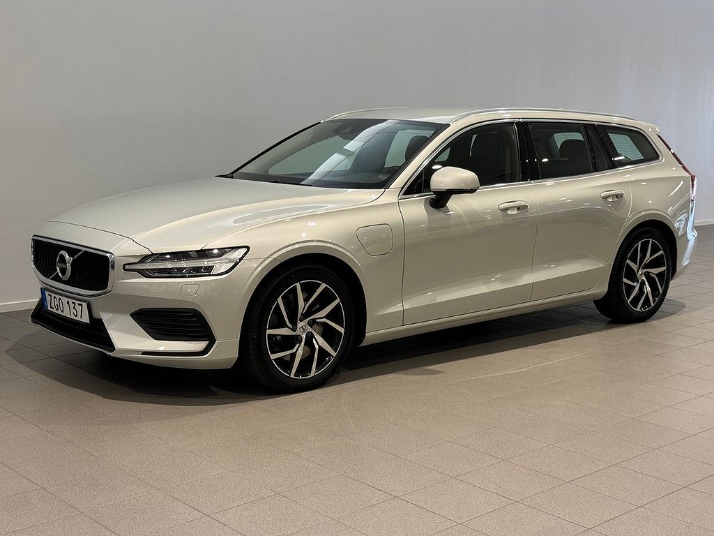 Volvo V60 T6 TE Momentum Advanced Edition