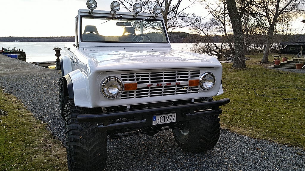 Ford Bronco 