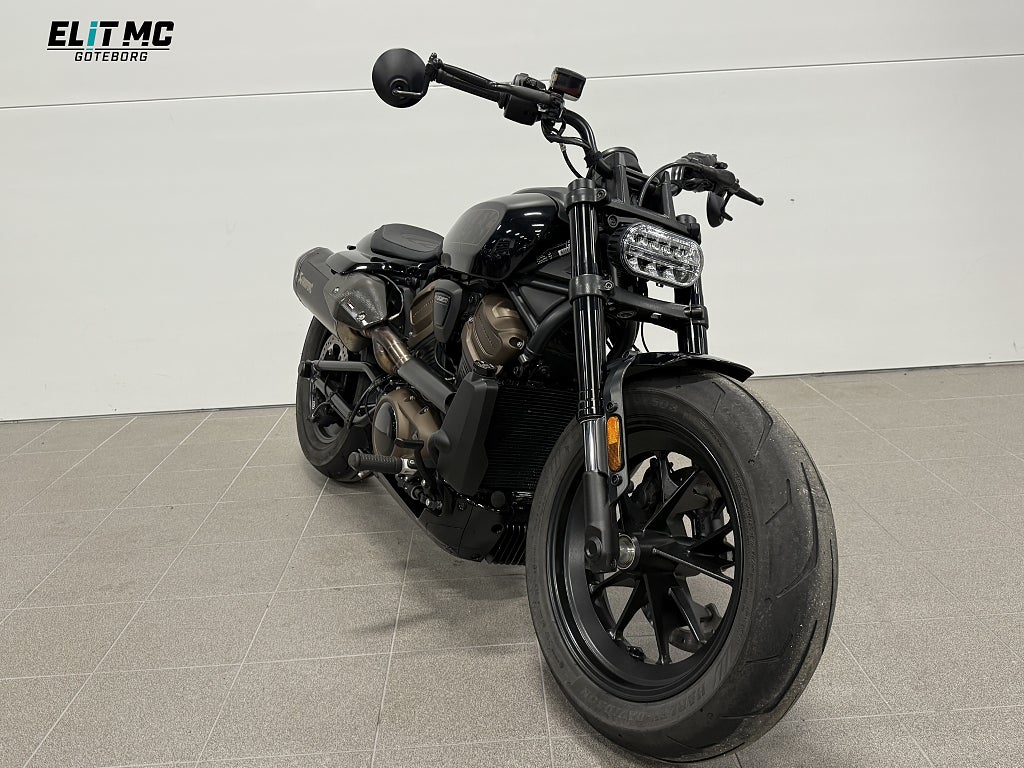 Harley-Davidson Sportster S | 1250cc | Akrapovic helsystem 