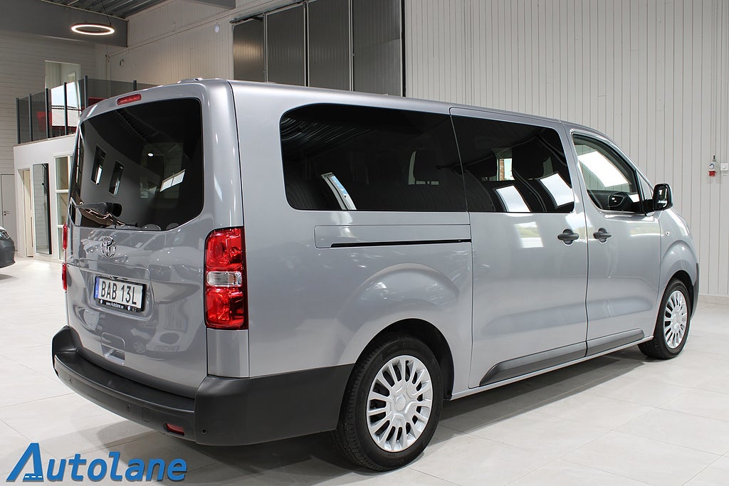 Toyota Proace Verso 2.0 D-4D 9-Sits,Cockpit,Värmare,360°,CarPlay, 177hk