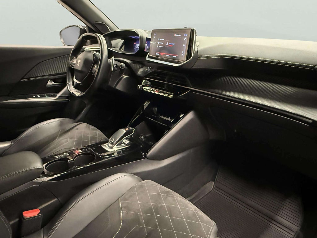 Peugeot 2008 1.2 PureTech 155 EAT GT Vinterhjul Hemleverans - miniatyr 14