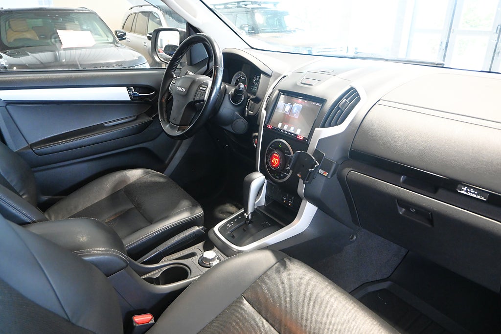 Isuzu D-Max 2019 - miniatyr 12