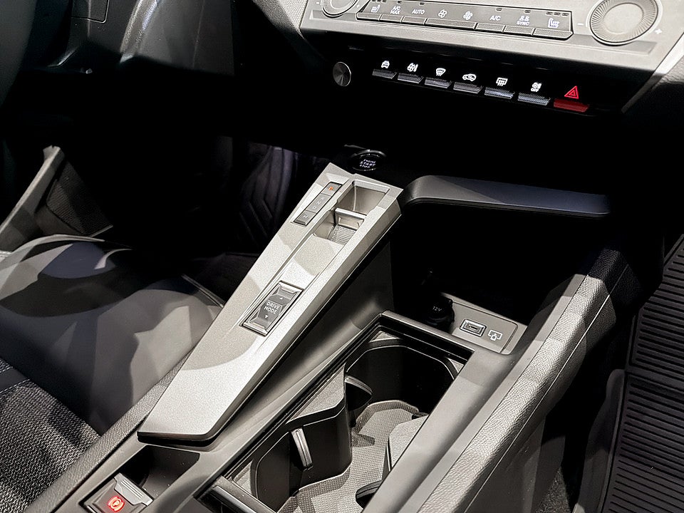 Bild på Peugeot 308 sw Allure Hybrid 145hk Aut BACKKAMERA KEYLESS