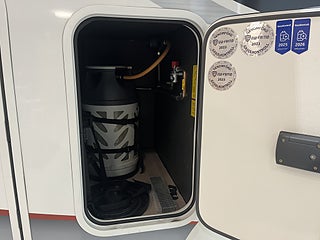 Husbil-halvintegrerad Kabe TMR X 780 LGB 10 av 26