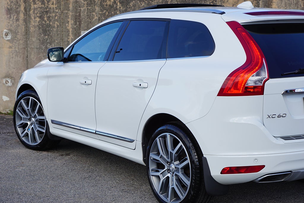 Volvo XC60 D4 AWD Polestar 220hk Classic Summum Pano B-Kamera 21”