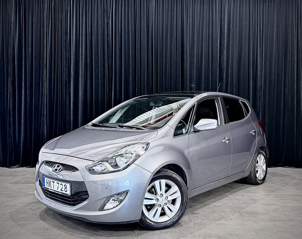 Hyundai ix20 1.6 S AUTO M-VÄRM PANO DRAG NYBES LÅGMILAD 125HK