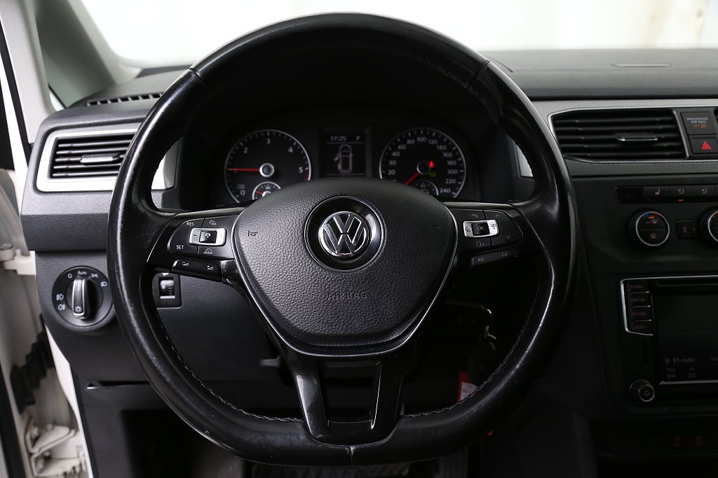 Volkswagen Caddy Maxi Life 2,0 TDI 4M Comfortline 7-sits Värmare Drag 2020