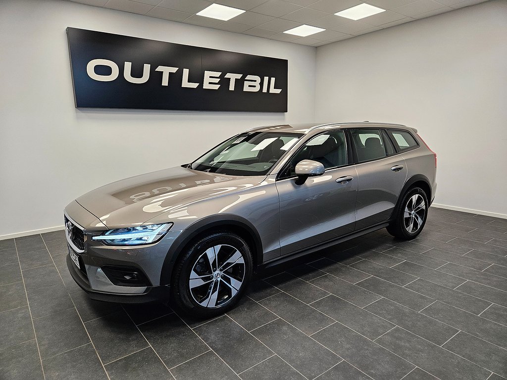 Volvo V60 Cross Country D4 AWD Geartronic Momentum Drag VOC