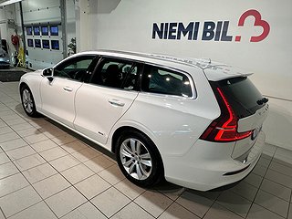 Volvo V60 D3 Momentum Dvärm Rattvärme Elbaklucka Psens SoV