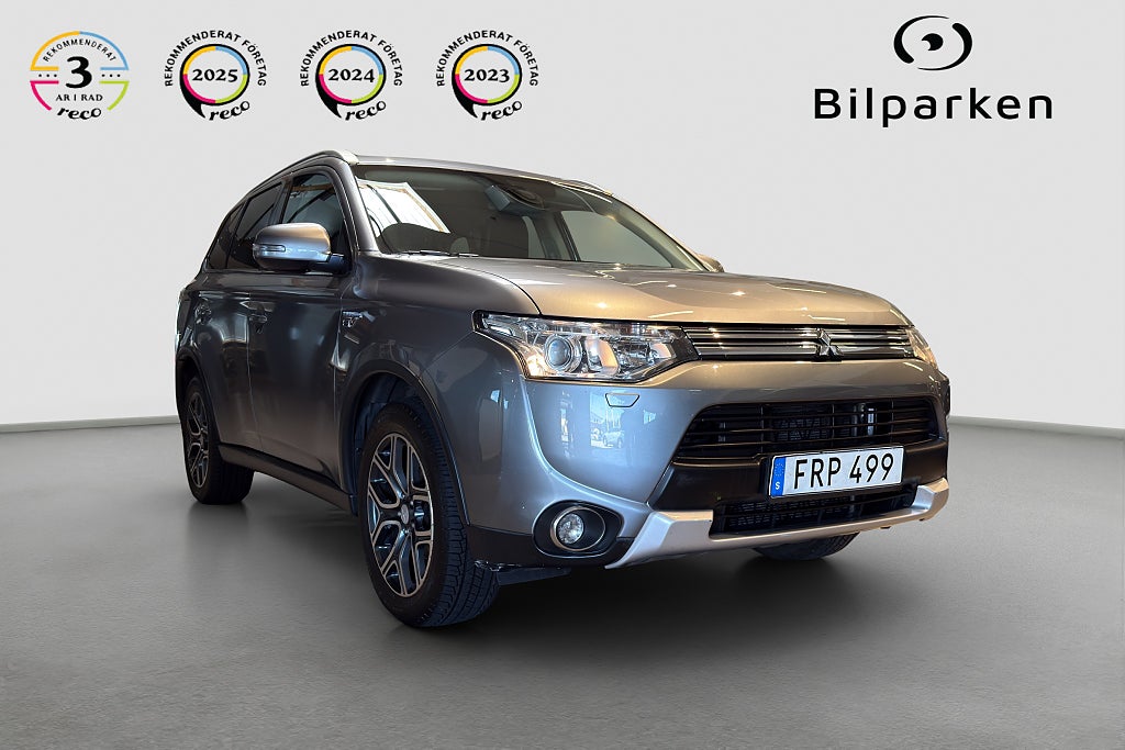 Mitsubishi Outlander PHEV CVT | Business | Seven Summit E