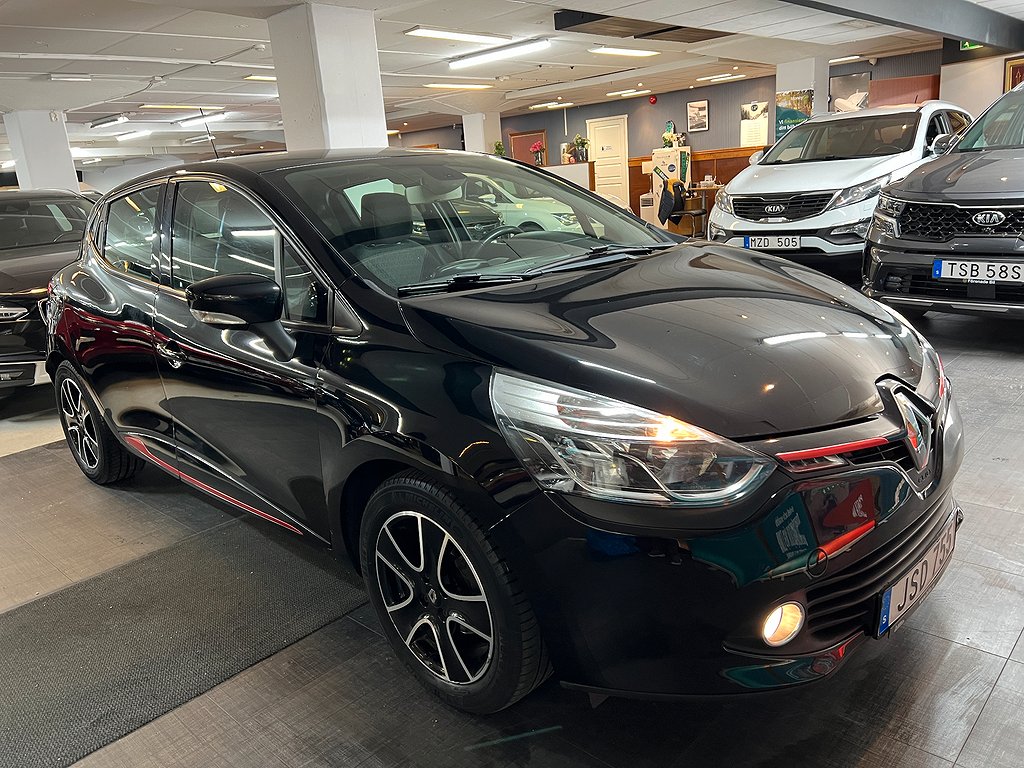 Renault Clio 0.9 (90hk) TCe*600kr/mån*Navi*S&V-däck