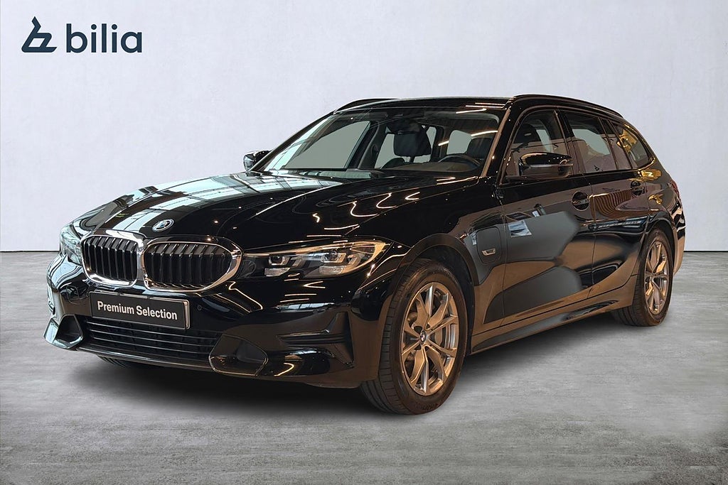 BMW 330e xDrive Touring Sport Line | Navi | Drag | *Fri Service