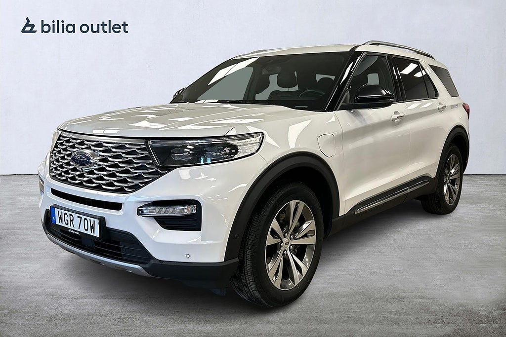 Ford Explorer Plug-In Hybrid Platinum 7-sits Pano Drag 360°kam Skinn 