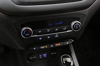 Halvkombi Hyundai i20 15 av 23