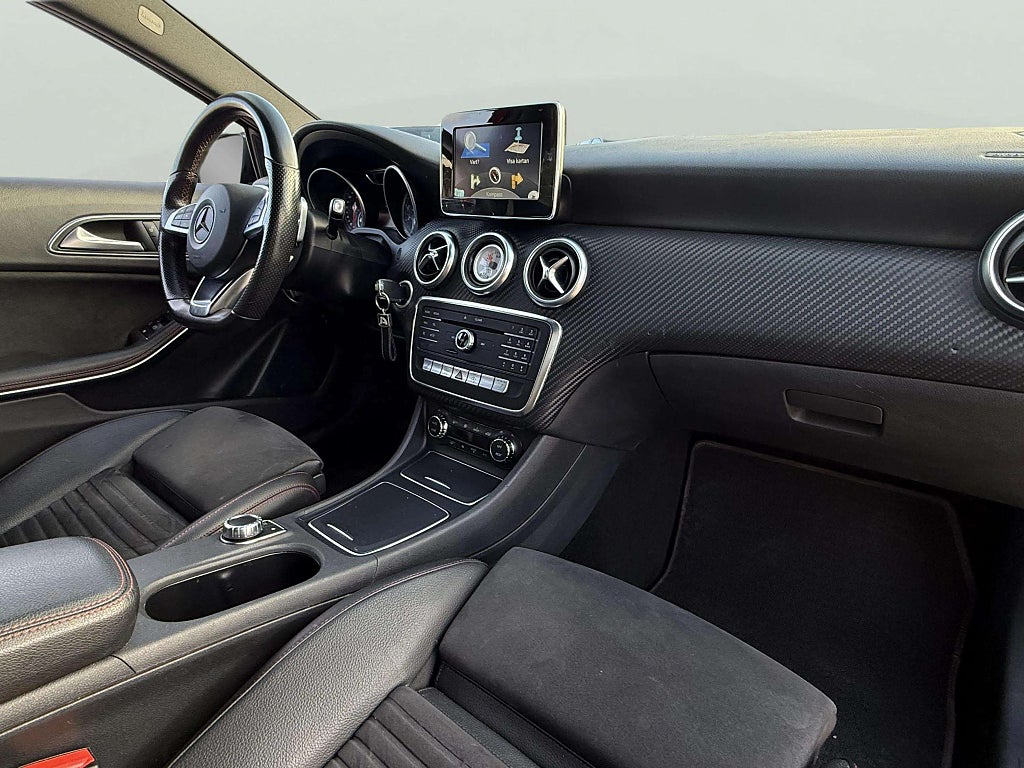 Mercedes-Benz A 180 7G-DCT AMG Line  - miniatyr 14